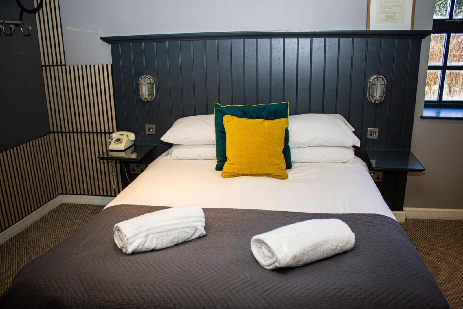 Hotel The Ragged Cot Minchinhampton Zewnętrze zdjęcie
