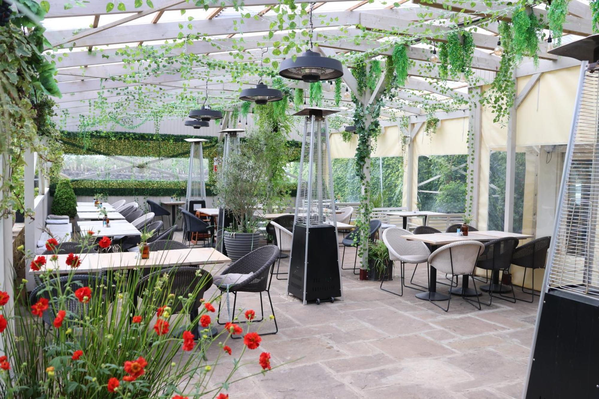 Hotel The Ragged Cot Minchinhampton Zewnętrze zdjęcie